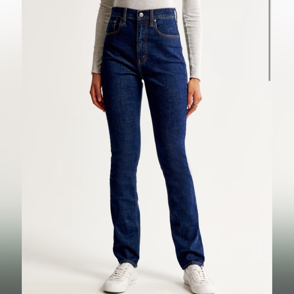 Abercrombie & Fitch Ultra High Rise 90s Slim Straight Jeans